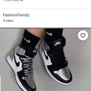 Meet your Posher, Desiree